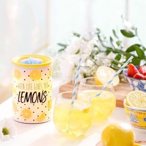 Scentsy When Life Gives You Lemons Wax Warmer